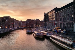 Paseo en Barco por Ámsterdam