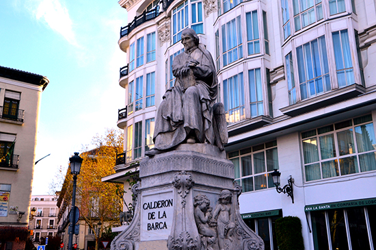 Statue of Calderón de la Barca